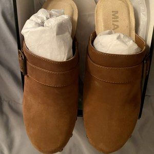 MIA MILOU CLOGS MULES  SIZE 7 1/2 COGNAC (BROWN)